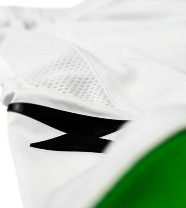 kit krystal zeus completino bianco verde nero manica corta scollo a V logo ricamato su spalle e petto 87% Poliestere 13% Elastan Elastic Fiber